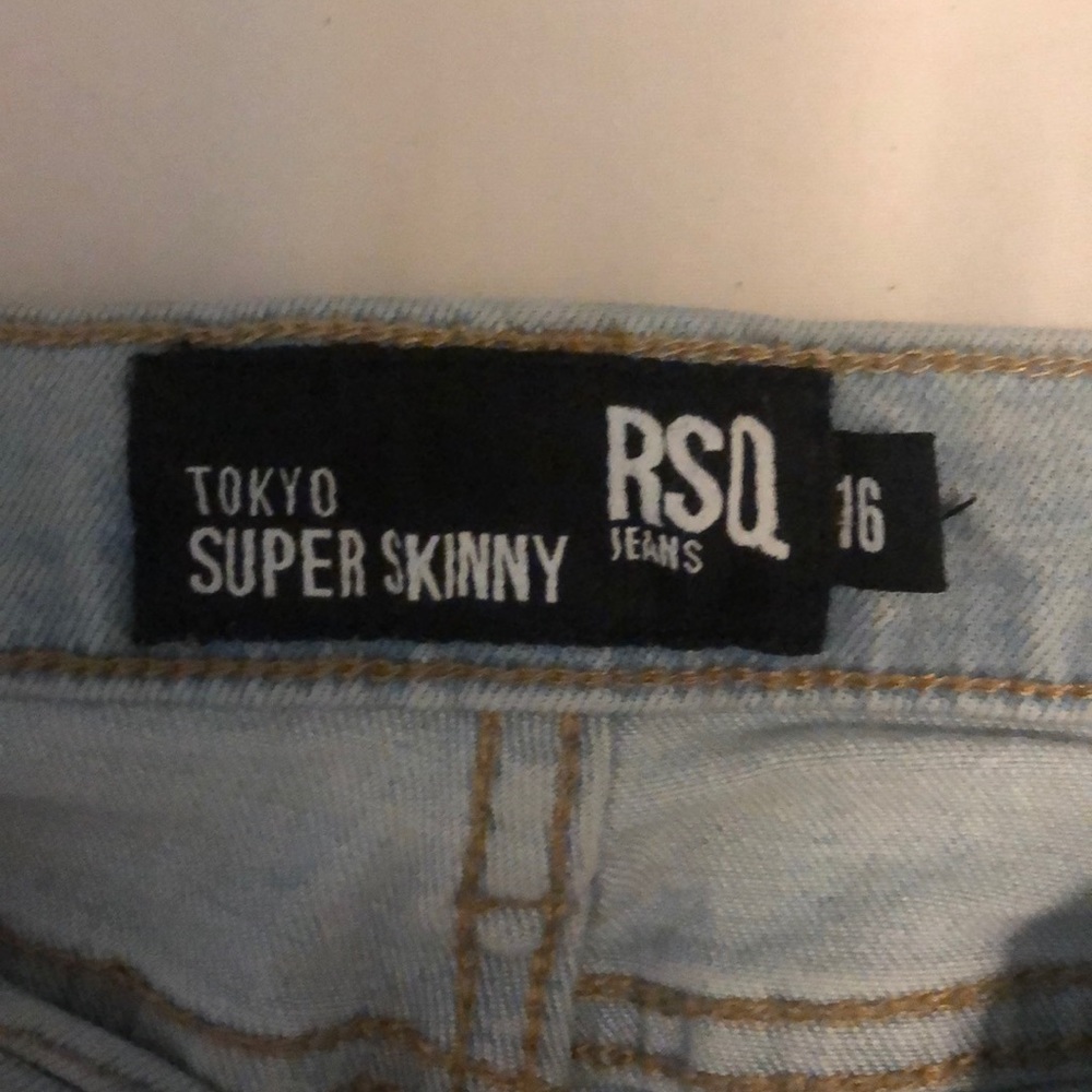 Jeans - Picture 3 of 3
